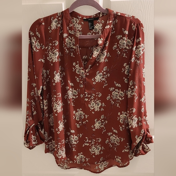 Maroon 3/4 Sleeve Blouse Top with Flowers - Picture 1 of 3